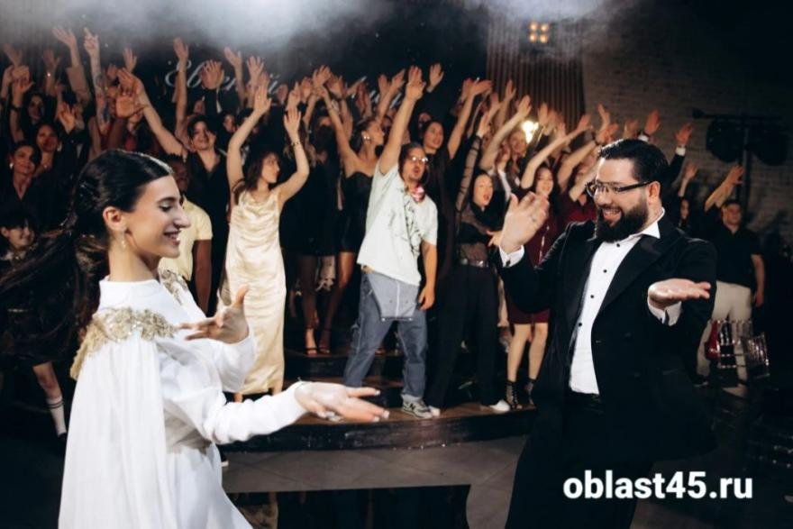 «Четыре свадьбы»: Евгений Бутлер из Кургана и его путь к телевидению