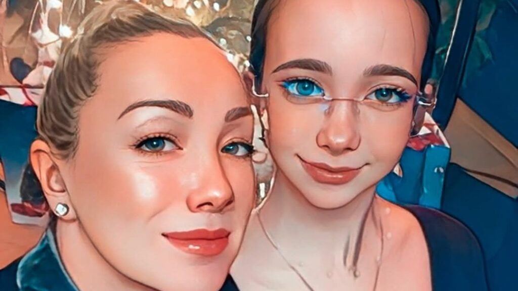 Дарья Мороз поделилась редким фото с дочерью