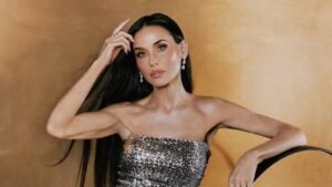 Деми Мур раскрывает секрет своих роскошных волос