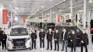 Faraday Future готовит супервэн FX Super One: премьера на CES