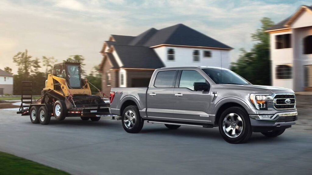 Ford запатентовал интеллектуальный багажник для фаркопа с изменяемой формой