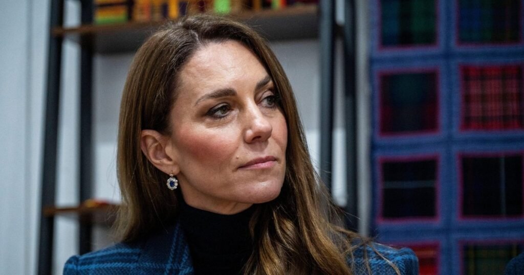 Кейт Миддлтон и Уильям в Шотландии: выбор принцессы в пользу местного стиля