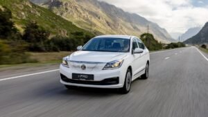 Китайские автомобили, покинувшие российский рынок в 2025 году