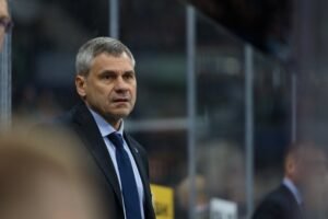 Квартальнов: Поражение от «Салавата Юлаева» - проблемы с нападением