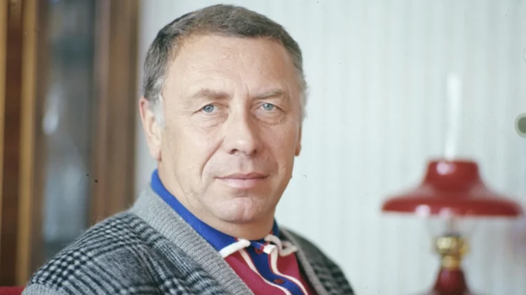 Квартира Анатолия Папанова на Спиридоновке: простота и уют