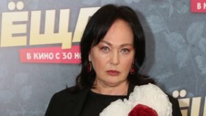 Лариса Гузеева раскрыла фото с новорожденной внучкой