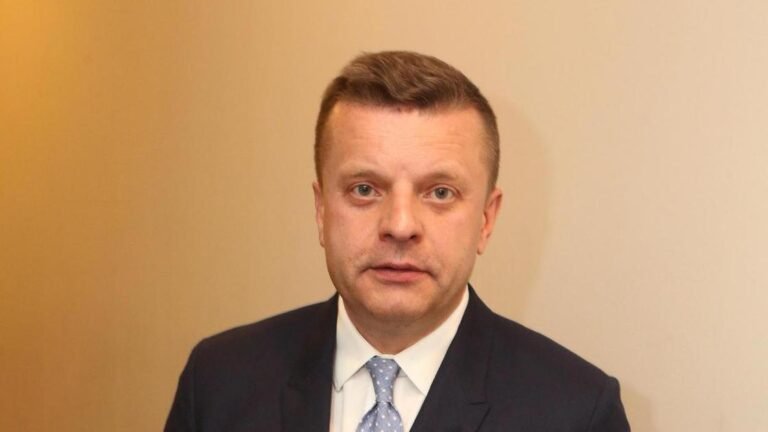 Леонид Парфенов: жизнь, карьера и Намедни