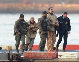 Мадуро в суде: что грозит венесуэльскому лидеру и как это связано с выборами в США