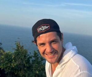 Марк Богатырев уехал в Таиланд после развода с Татьяной Арнтгольц