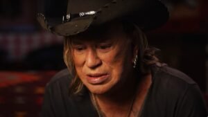 Микки Рурка могут выселить из дома за долги по аренде