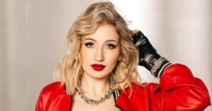 Новая солистка «Вороваек»: 21-летняя Александра Романова