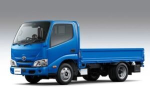 Обновленная Toyota Dyna: новый турбодизель и экономичность