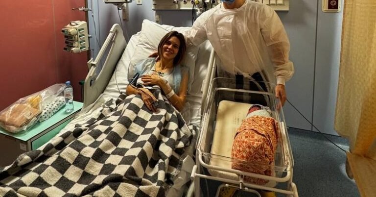 Олег Солнцев во второй раз стал отцом: жена родила сына