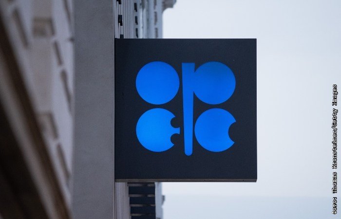 ОПЕК+ сохранит квоты по добыче нефти на февраль и март 2026 года
