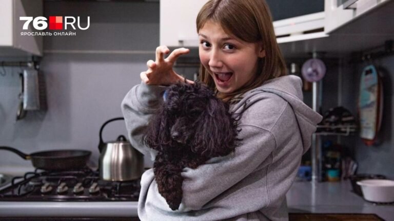 «Песня вместо слез»: как жизнь ярославской сироты Юли Сергеевой изменилась после шоу «Ты супер!»