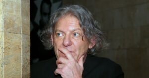 Прощание с Александром Олейниковым: воспоминания коллег и детали церемонии