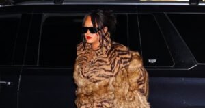 Рианна в тигровой шубе: новый модный образ за полмиллиона рублей