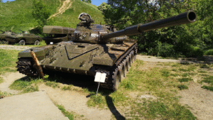 Россия усилила военную мощь Венесуэлы: танки Т-72, комплексы С-300 и Су-30