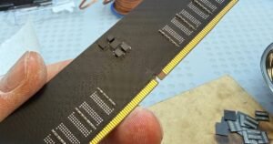 Российский моддер создал планку DDR5 из ноутбучных модулей