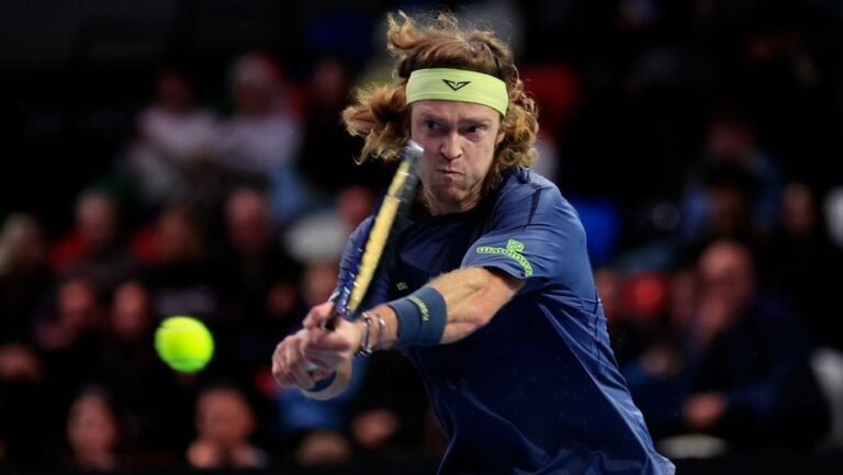 Рублев разгромил Боржеша и вышел в полуфинал турнира ATP в Гонконге