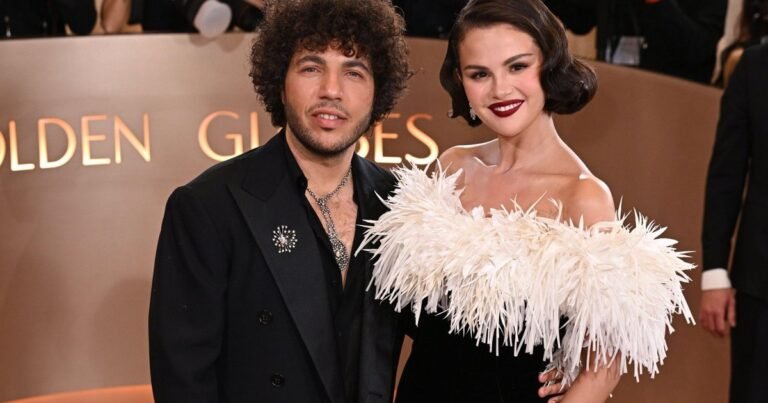 Селена Гомес столкнулась с критикой за свою худобу на новых фото