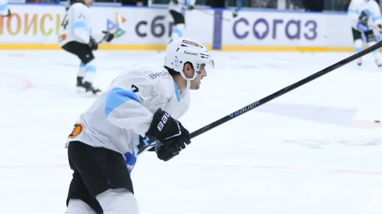 Сибирь обыграла Динамо Минск со счётом 4:1 в матче КХЛ