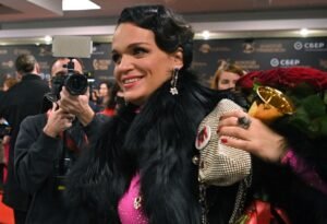 Слава показала нетрезвые кадры с отдыха на Бали