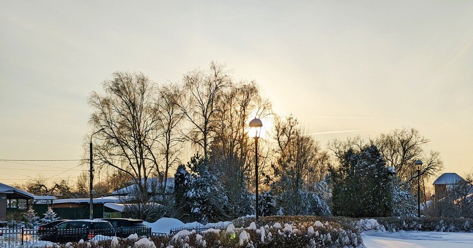 Снежная буря надвигается на Подмосковье после аномальных морозов