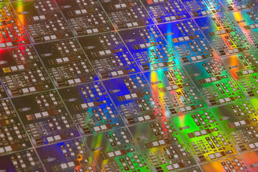 США вводят 25% пошлины на импорт полупроводников