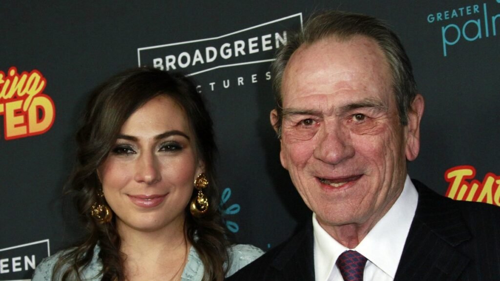 Стали известны детали гибели дочери Томми Ли Джонса