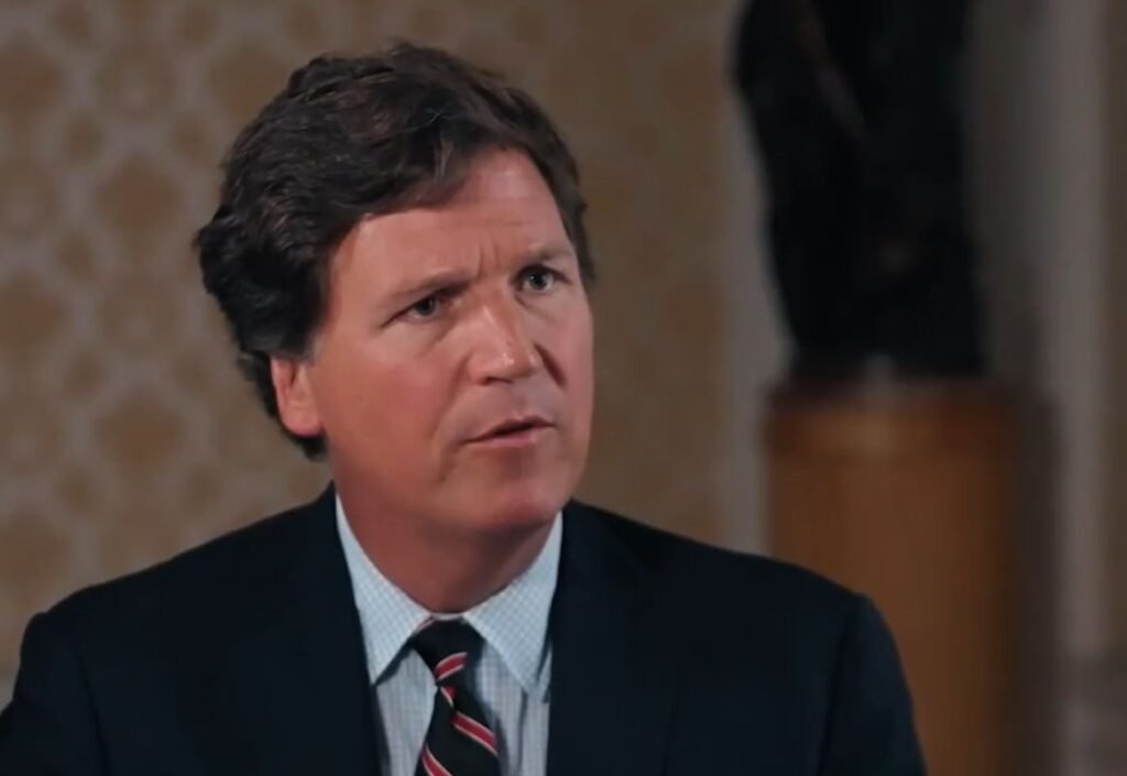 Такер Карлсон предупредил о подготовке США к мировой войне