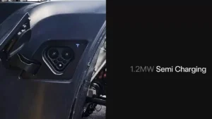 Tesla Semi заряжается за полминуты: видео будущего