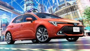 ТОП-10 седанов, которые меньше всего теряют в цене