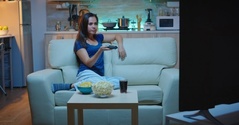 Топ-25 сериалов 2025 года: «Разделение», «Аутсорс» и другие