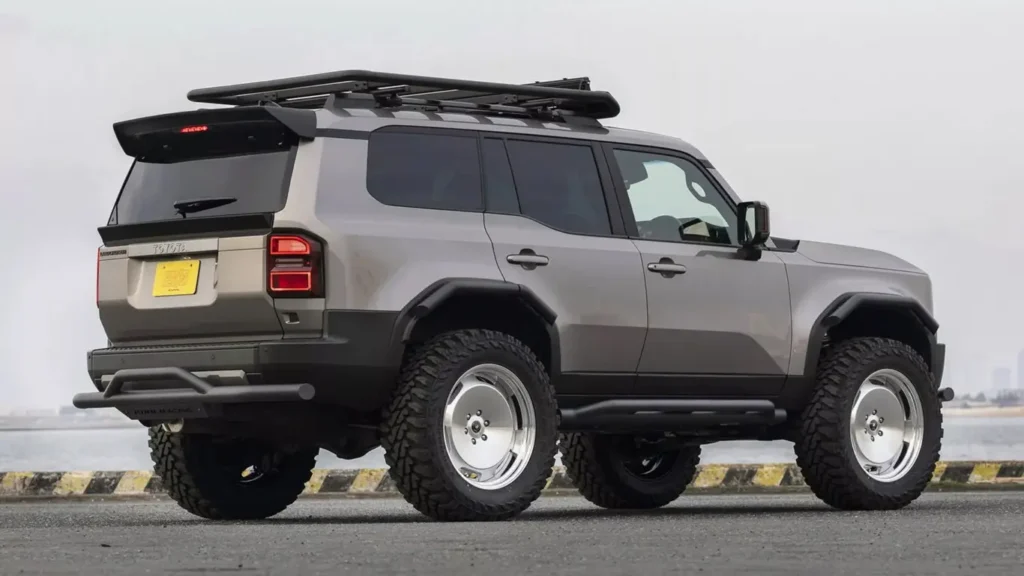 Toyota Land Cruiser превратили в Гелик: японский тюнер Kuhl представил проект Blocker Iron Build