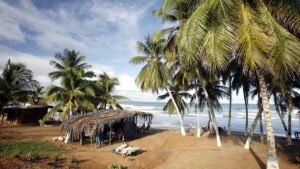 Туристам из РФ предлагают альтернативные направления вместо Венесуэлы