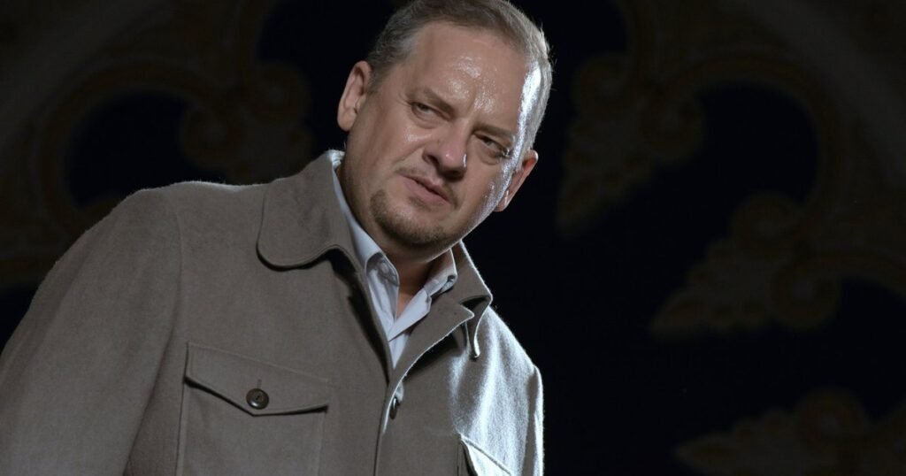 Умер Роман Улыбин: жизнь и творчество заслуженного артиста России