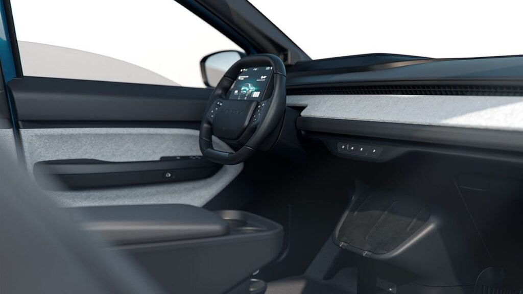 В электрокарах «Атом» появится система контроля за состоянием водителя