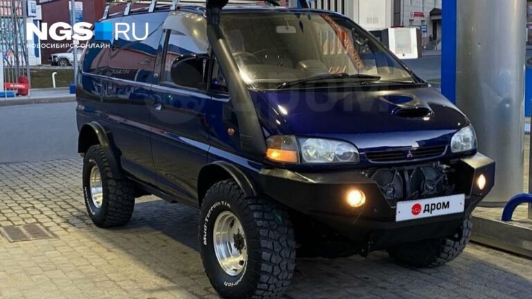 В Новосибирске продают уникальную Mitsubishi Delica 1994 года за 1,9 млн рублей
