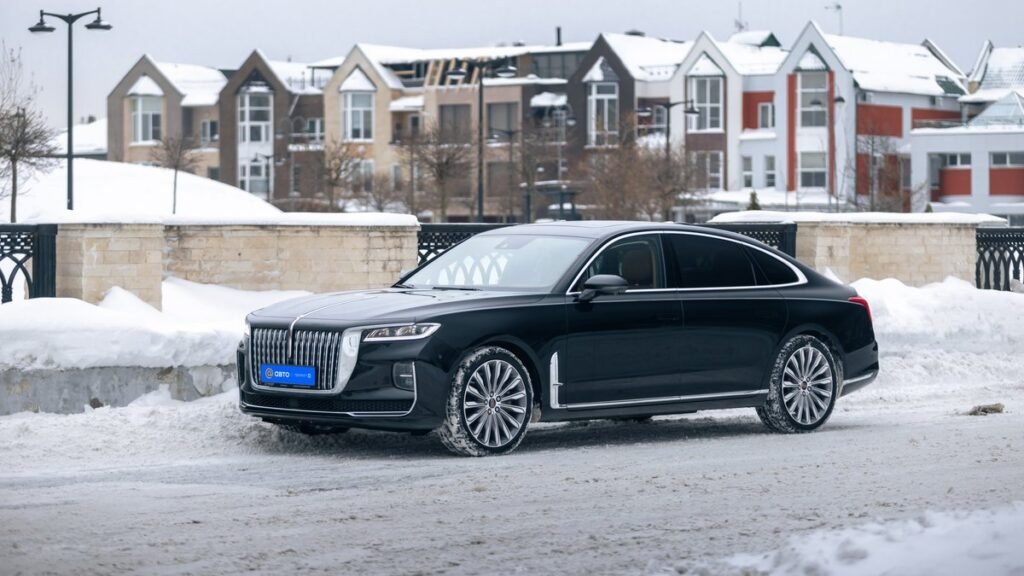 В России наблюдается резкий скачок цен на седан Hongqi H9