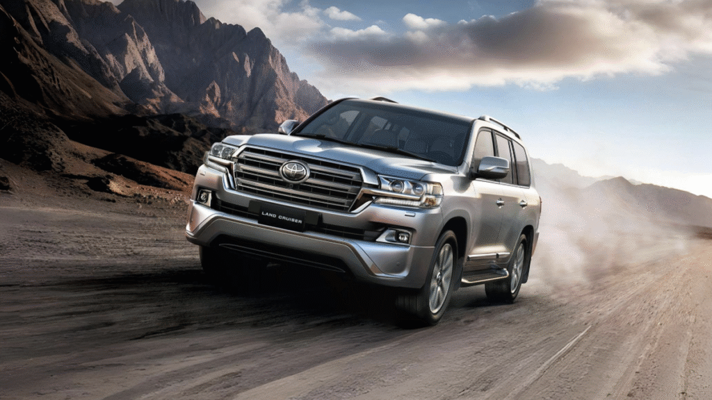 В России резко подорожали и исчезли Toyota Land Cruiser