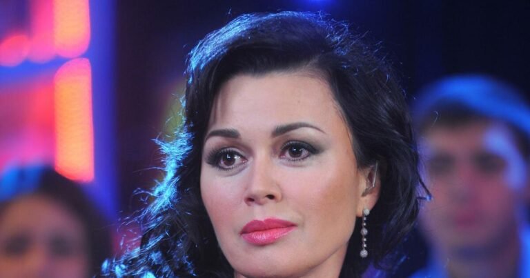 Вдовец Заворотнюк с дочкой-красавицей Милой появился на публике