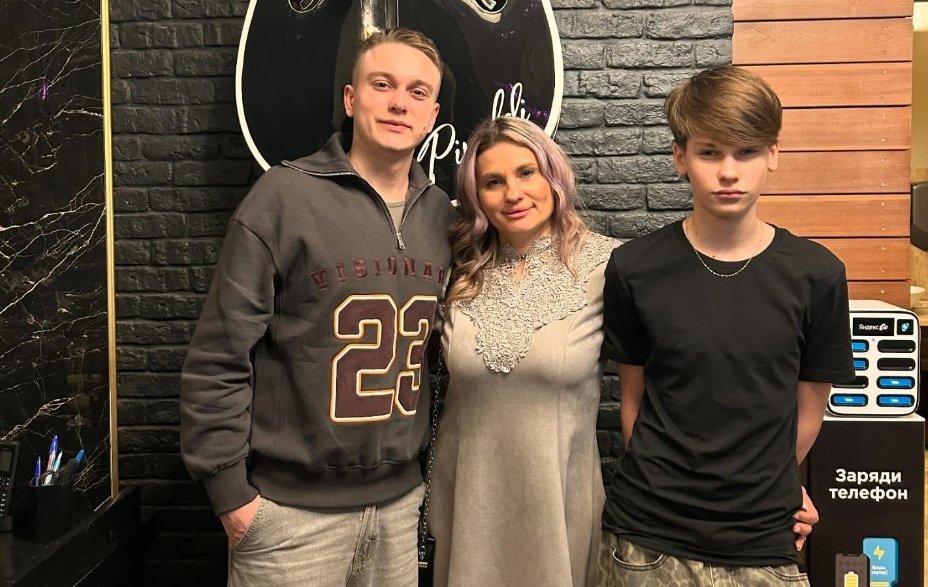 Вероника Гракович отпраздновала 14-летие сына с Гавришовым в обход семьи