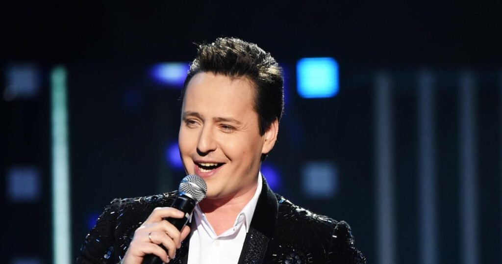 Витас поразил фанатов смелым фото из кровати