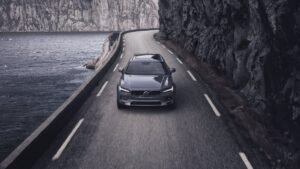 Volvo возвращает опытного дизайнера из Volkswagen