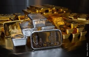 Золото достигло $5100 за унцию, серебро превысило $110