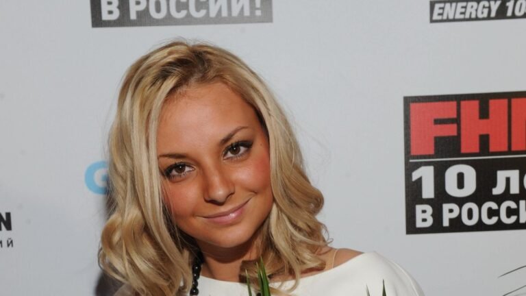 Звезда «Счастливы вместе» о Свете Букиной: откровения о персонаже