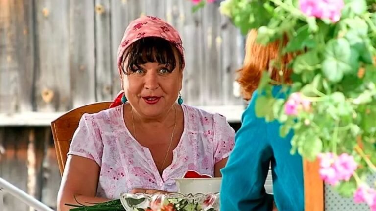 Звезда «Сватов» Татьяна Кравченко рискует здоровьем ради новогодних спектаклей