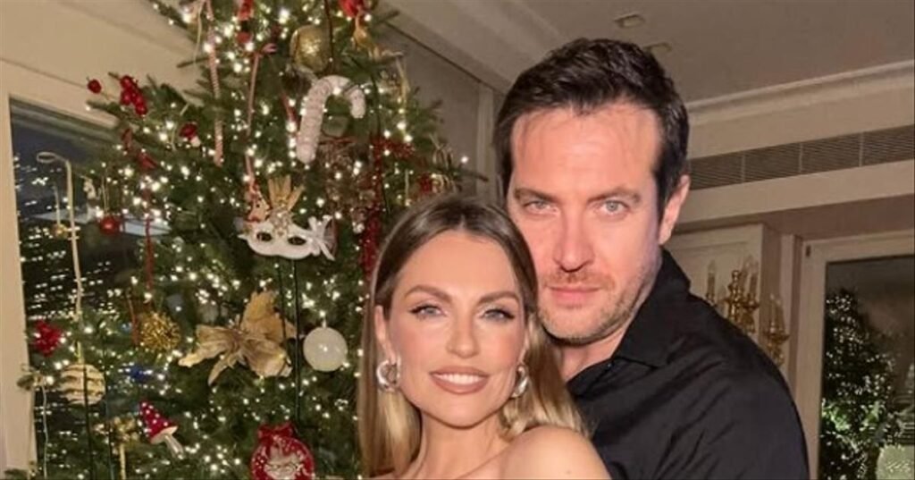 Звездные новогодние столы: как Бузова, Савельева и другие встретили Новый год