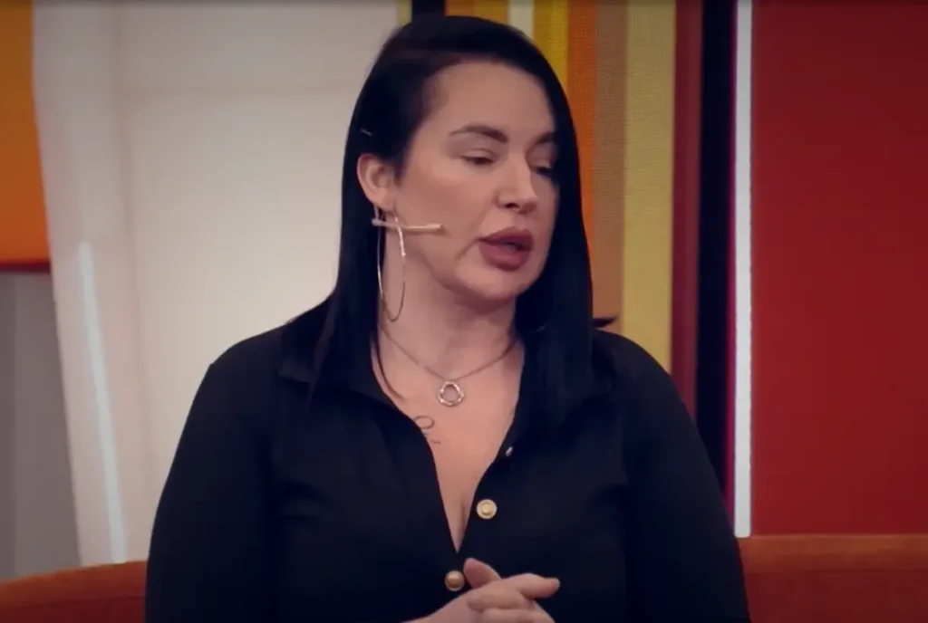 Звезду «Дома-2» Сашу Черно могут лишить родительских прав